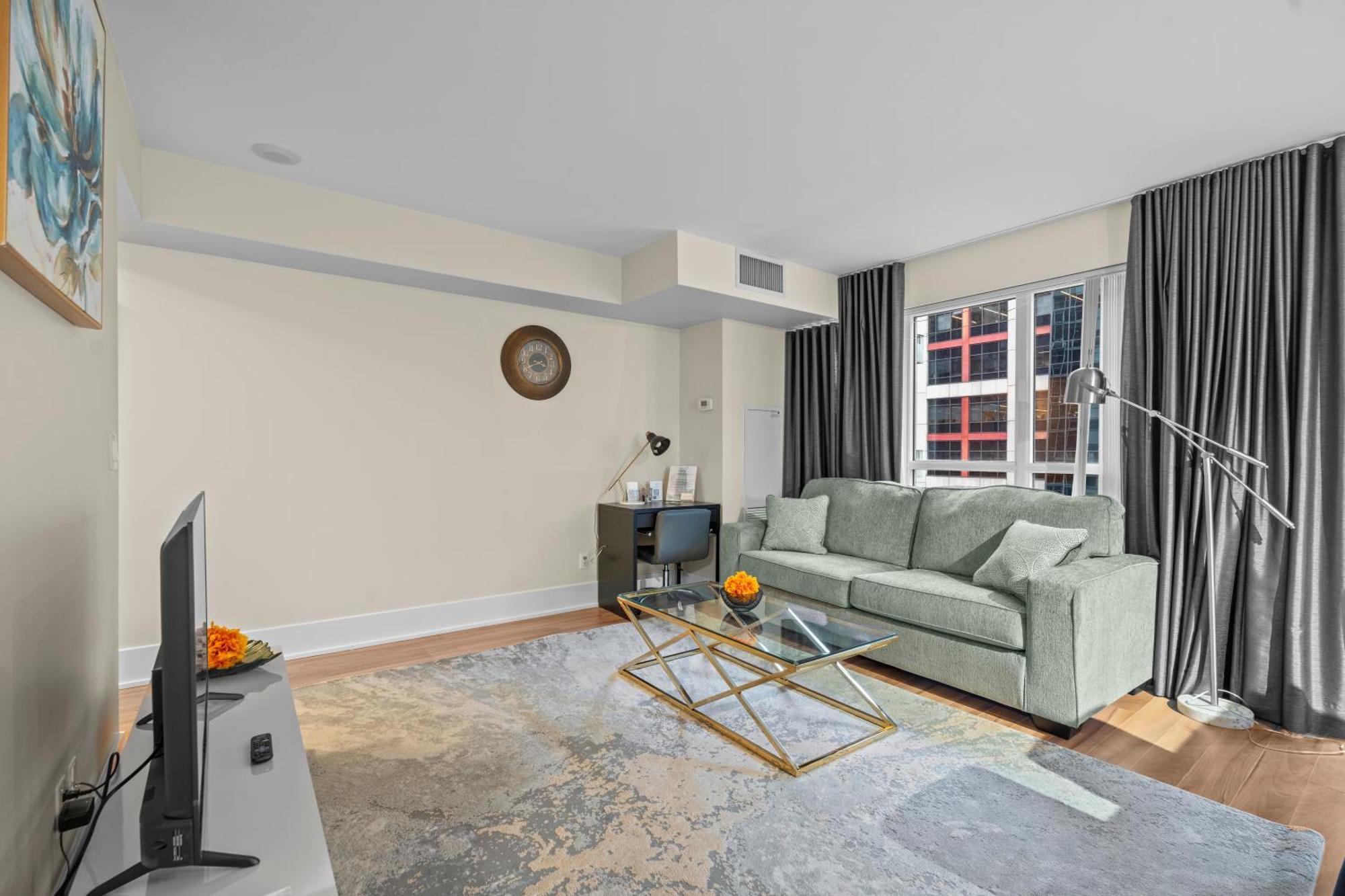 Globalstay Modern Downtown Apartment Торонто Экстерьер фото